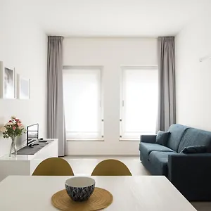  Apartamento Youhosty - Meravigli R2 Big 16 Italia
