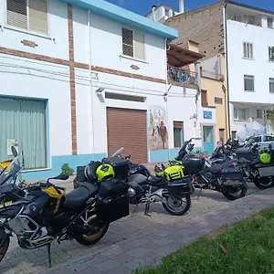 Guest house Murales
